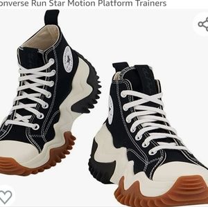 Converse Run Star Motion Platforms